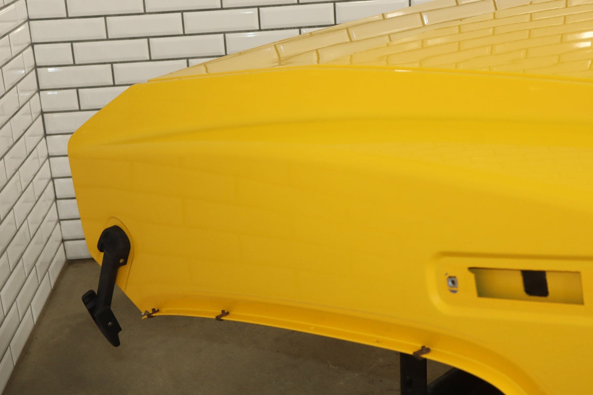 2003-2007 Hummer H2 Hood Yellow 43 15927860