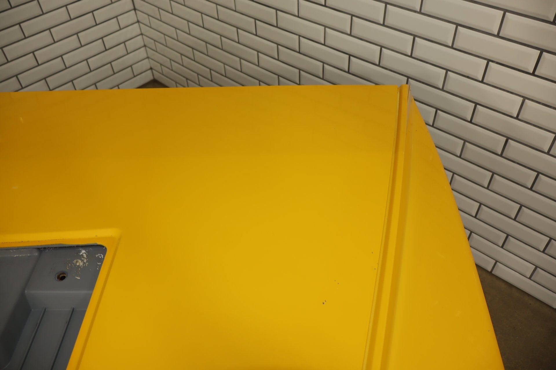2003-2007 Hummer H2 Hood Yellow 43 15927860