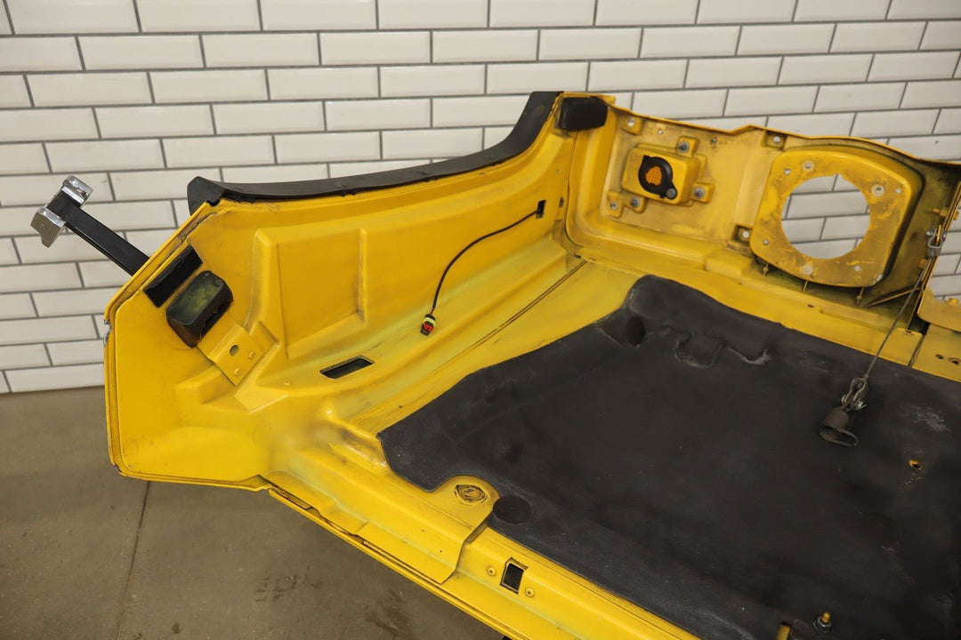 2003 - 2007 Hummer H2 Hood *Yellow 43* 15927860