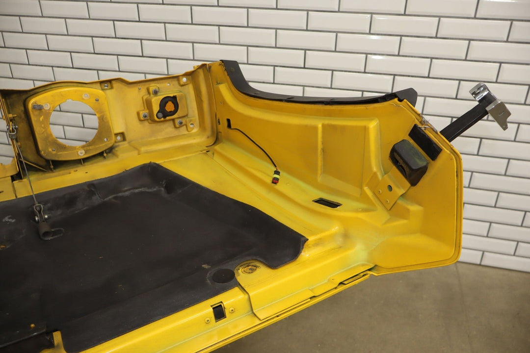 2003 - 2007 Hummer H2 Hood *Yellow 43* 15927860