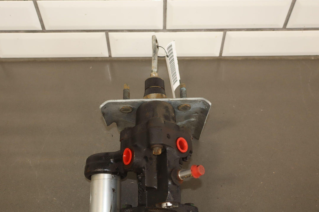 2003 - 2007 Hummer H2 Hydroboost Brake Power Booster Master Cylinder W/Reservoir