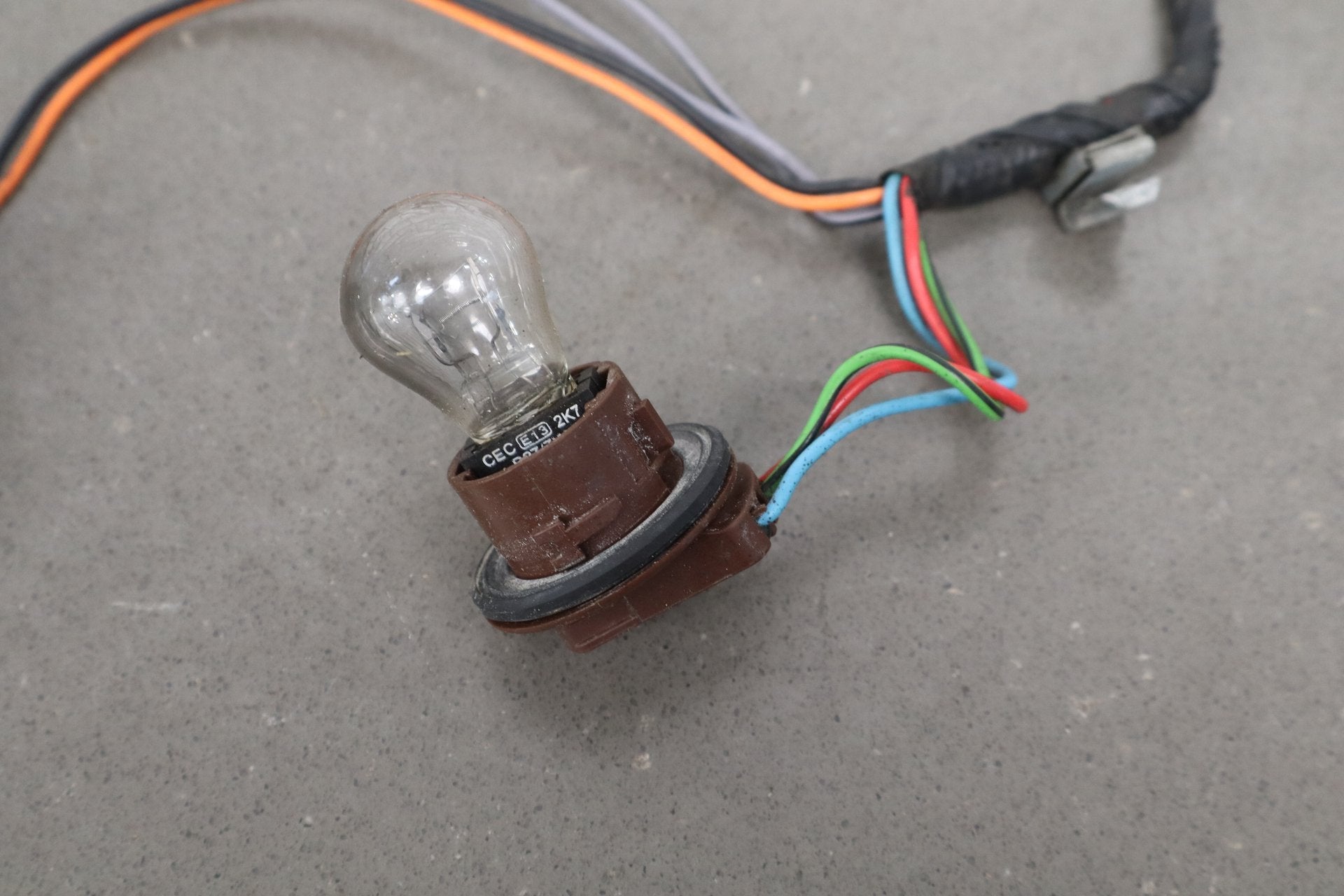 2003-2007 Hummer H2 - Left Driver Taillight Wiring Harness 12335954