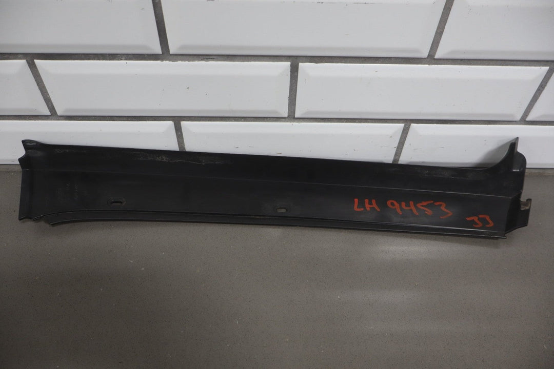 2003 - 2007 Hummer H2 Left Exterior A Pillar OEM