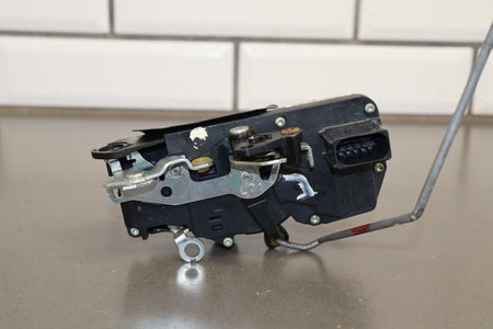 2003-2007 Hummer H2- Left Front Door Latch 15816392