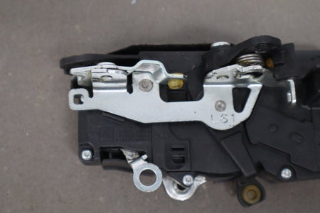 2003-2007 Hummer H2 - Left Front Door Latch 15816392