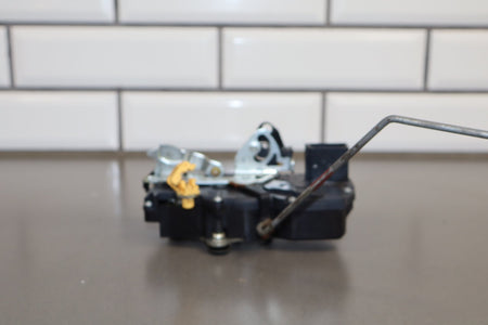 2003-2007 Hummer H2- Left Front Door Latch 15816392