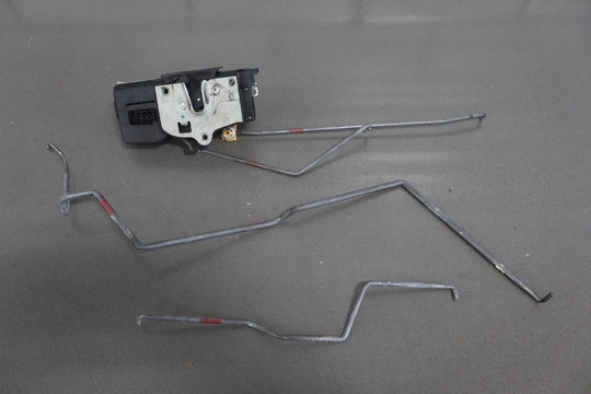 2003 - 2007 Hummer H2 - Left Front Door Latch 15816392