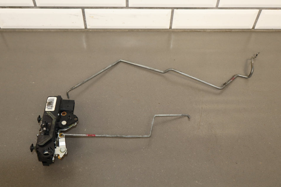 2003-2007 Hummer H2- Left Front Door Latch 15816392