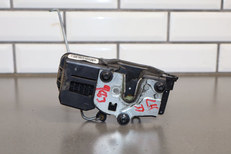 2003-2007 Hummer H2- Left Front Door Latch 15816392