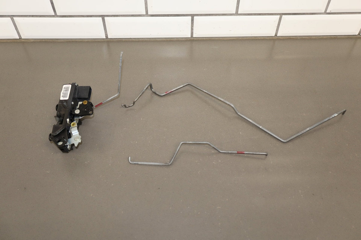 2003-2007 Hummer H2- Left Front Door Latch 15816392