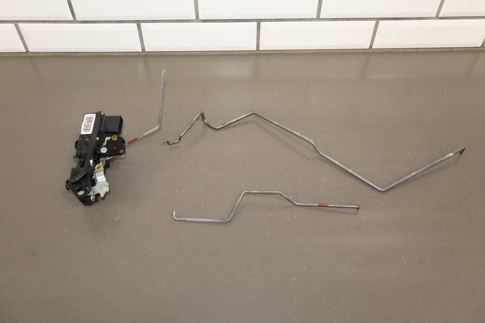 2003-2007 Hummer H2- Left Front Door Latch 15816392