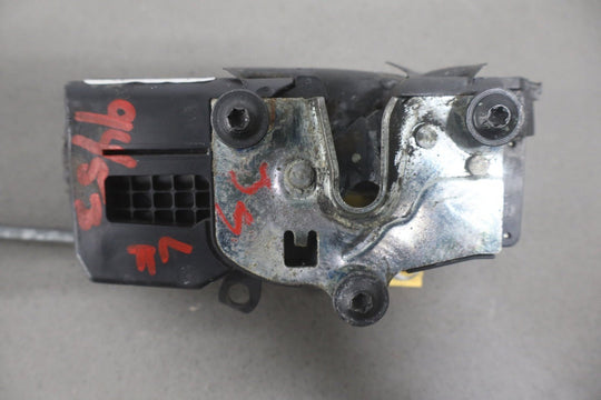 2003 - 2007 Hummer H2 - Left Front Door Latch 15816392