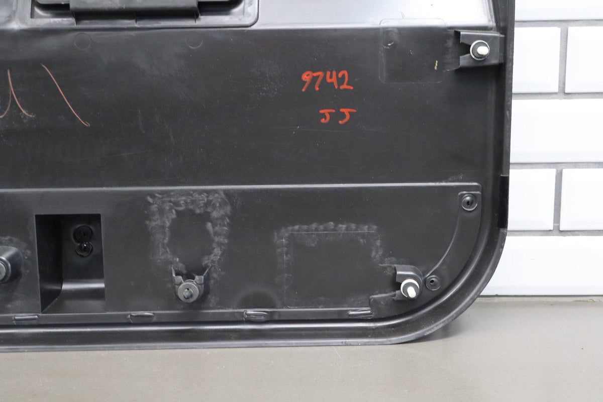 2003-2007 Hummer H2 - Left Front Door Trim Panel Ebony 48 15846876