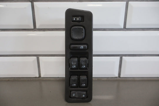 2003 - 2007 Hummer H2 - Left Front Master Window Switch W/ Bezel