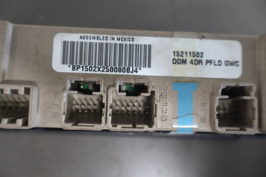 2003 - 2007 Hummer H2 - Left Front Master Window Switch W/ Bezel