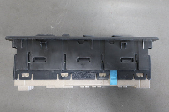 2003 - 2007 Hummer H2 - Left Front Master Window Switch W/ Bezel