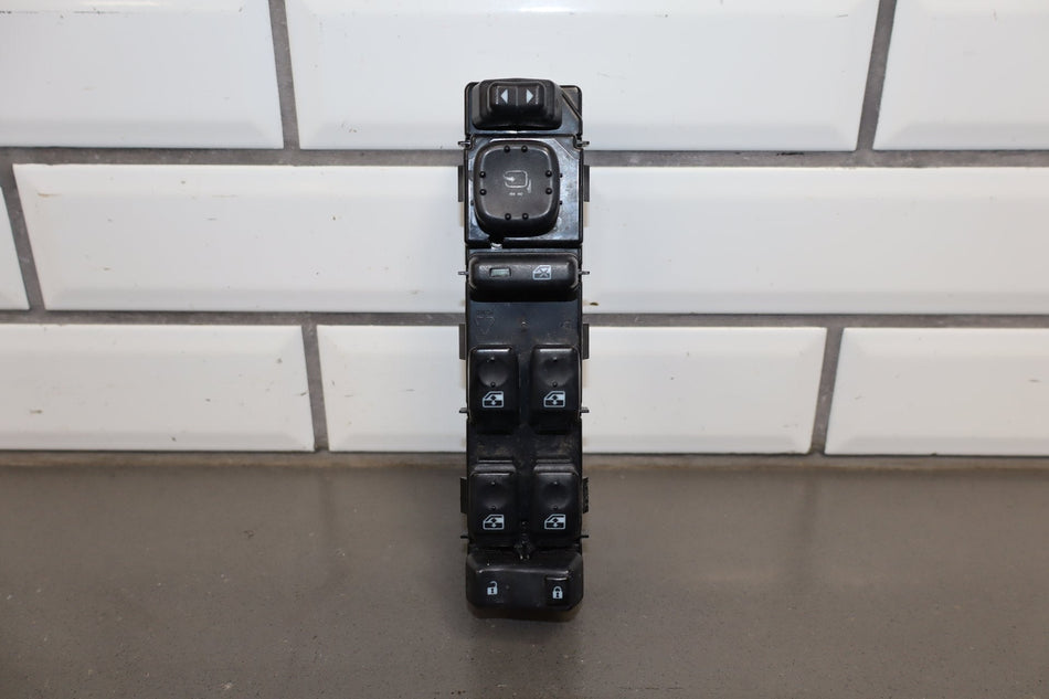 2003-2007 Hummer H2- Left Front Window Switch