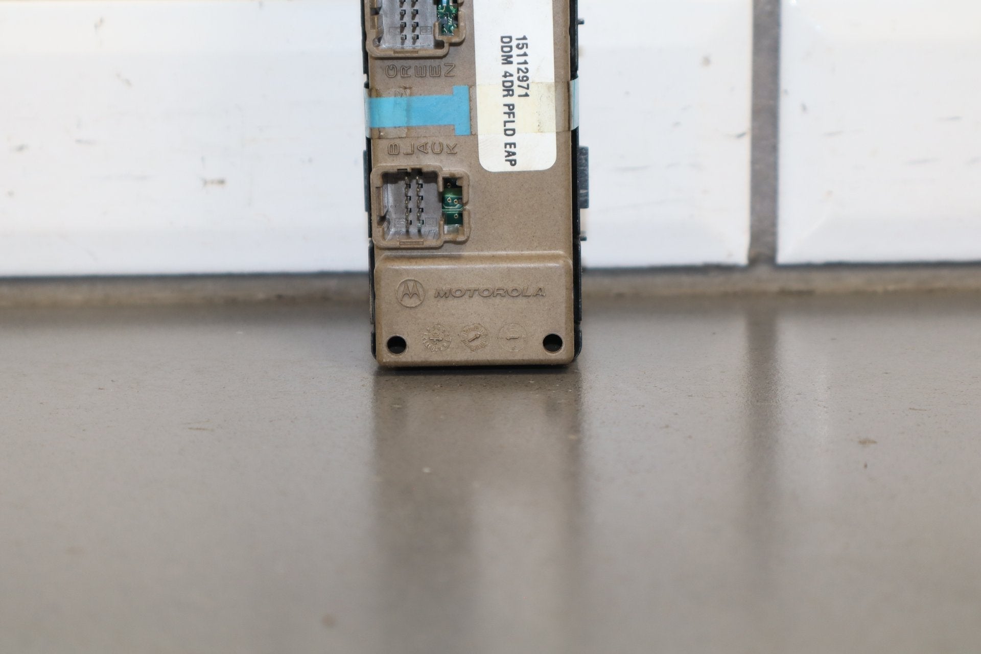 2003-2007 Hummer H2- Left Front Window Switch