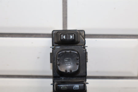 2003-2007 Hummer H2- Left Front Window Switch