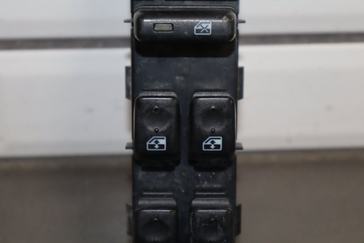 2003-2007 Hummer H2- Left Front Window Switch