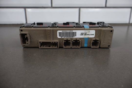 2003 - 2007 Hummer H2 - Left Front Window Switch