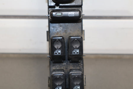2003-2007 Hummer H2- Left Front Window Switch