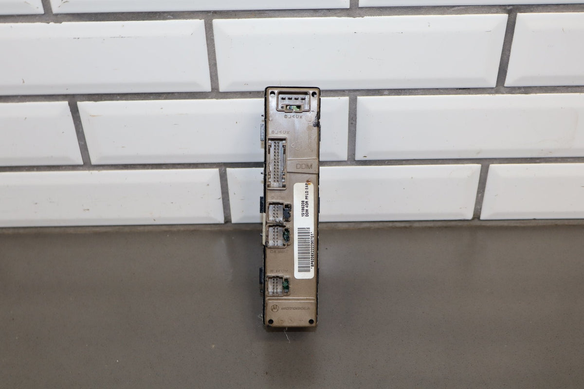 2003-2007 Hummer H2- Left Front Window Switch
