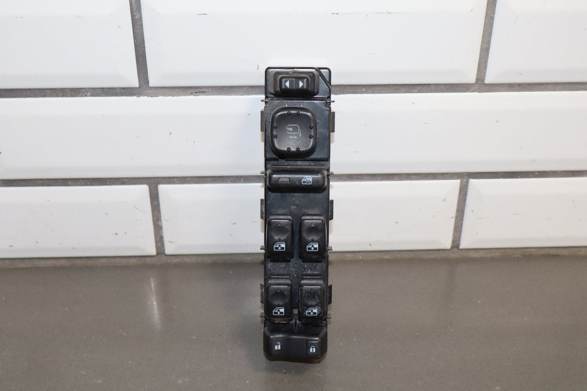 2003-2007 Hummer H2- Left Front Window Switch