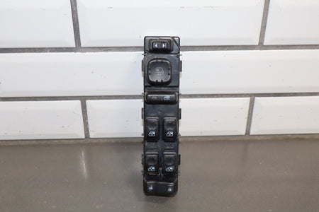 2003-2007 Hummer H2- Left Front Window Switch