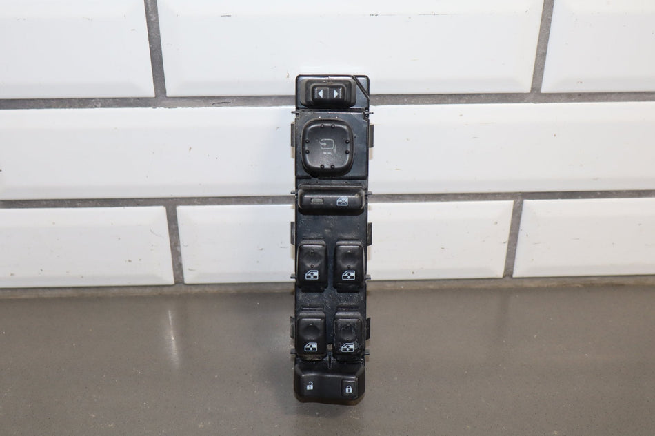 2003-2007 Hummer H2- Left Front Window Switch