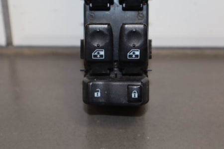 2003-2007 Hummer H2- Left Front Window Switch
