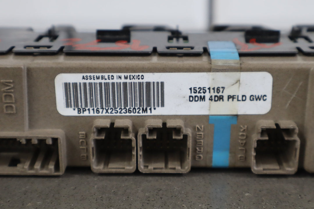 2003 - 2007 Hummer H2 - Left Front Window Switch
