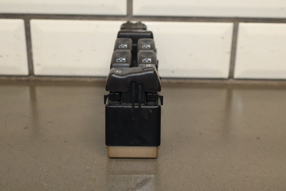 2003-2007 Hummer H2 - Left Front Window Switch W/ Bezel Black
