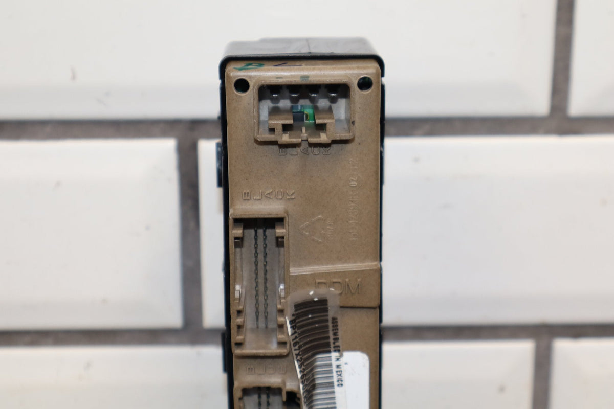2003-2007 Hummer H2 - Left Front Window Switch W/ Bezel Black