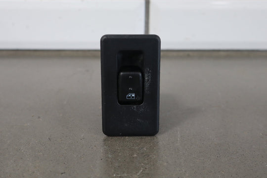 2003 - 2007 Hummer H2 - Left or Right Rear Window Switch 15093146