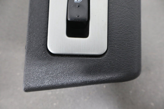 2003 - 2007 Hummer H2 - Left or Right Rear Window Switch 15093146