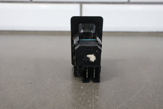 2003 - 2007 Hummer H2 - Left or Right Rear Window Switch 15093146
