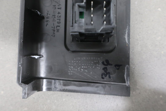 2003 - 2007 Hummer H2 - Left or Right Rear Window Switch 15093146