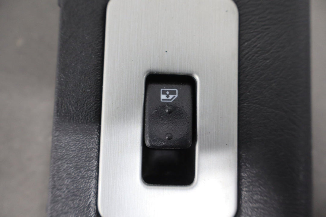 2003 - 2007 Hummer H2 - Left or Right Rear Window Switch 15093146