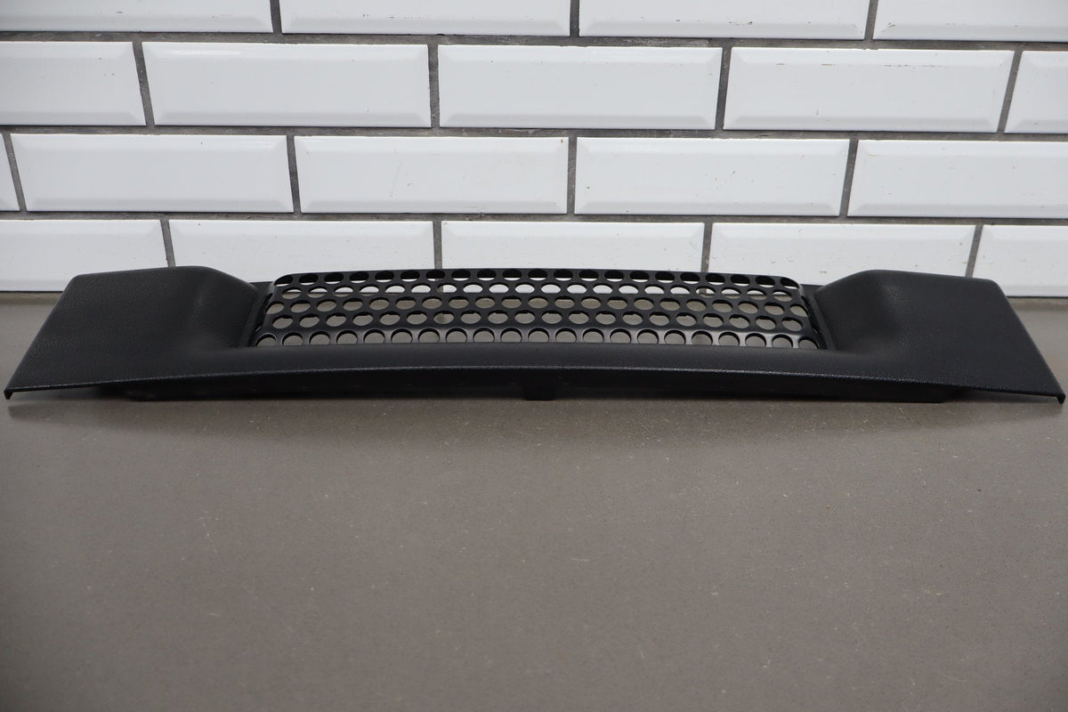 2003-2007 Hummer H2 Lower Front Grille 15078156