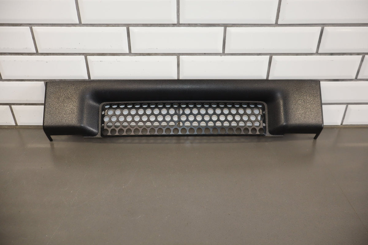 2003-2007 Hummer H2 Lower Front Grille 15078156