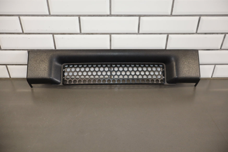 2003-2007 Hummer H2 Lower Front Grille 15078156