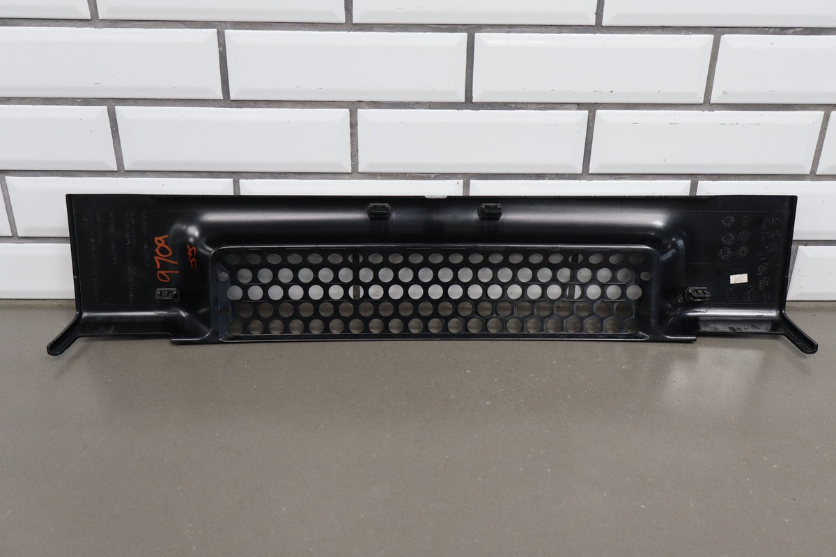 2003-2007 Hummer H2 Lower Front Grille 15078156