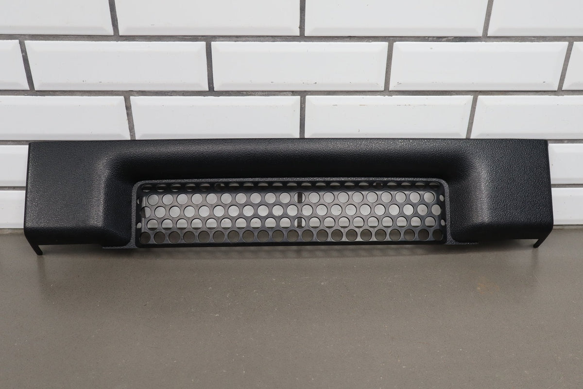 2003-2007 Hummer H2 Lower Front Grille 15078156