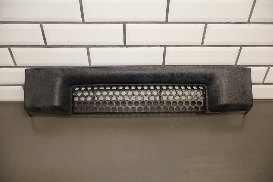 2003-2007 Hummer H2 Lower Grille 15078155