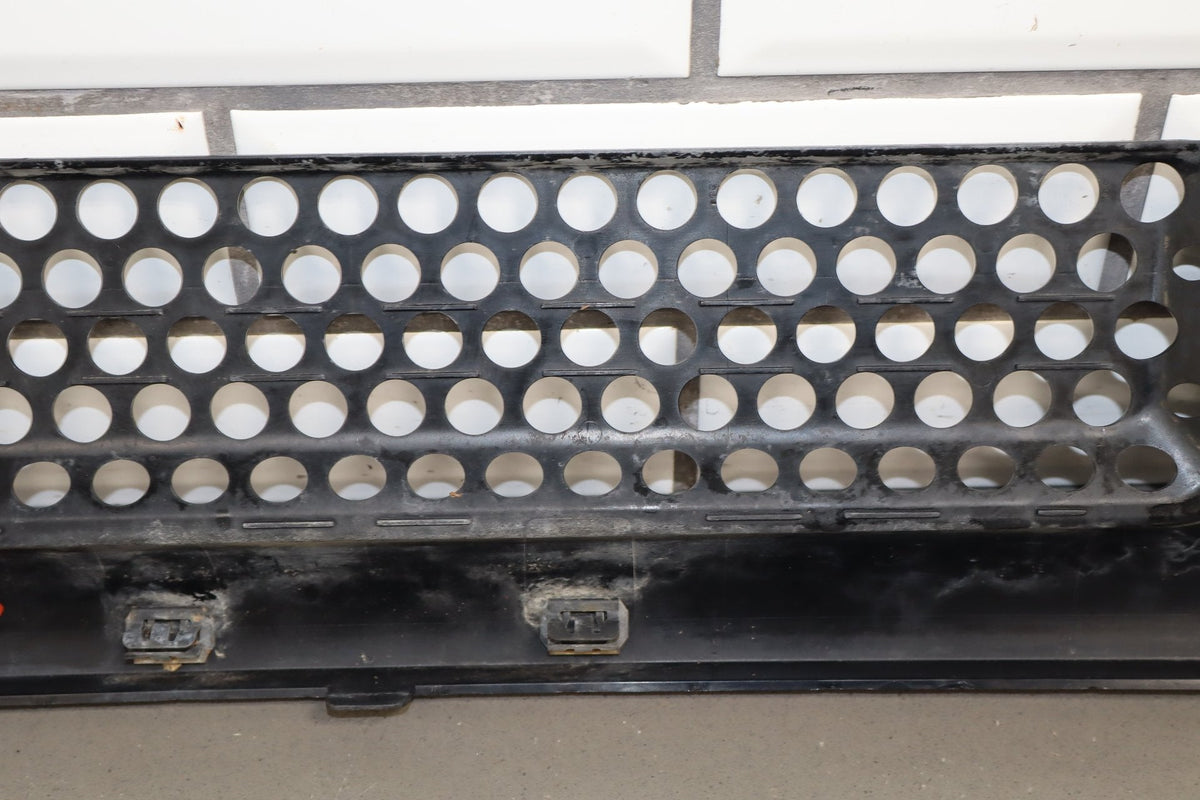 2003-2007 Hummer H2 Lower Grille 15078155