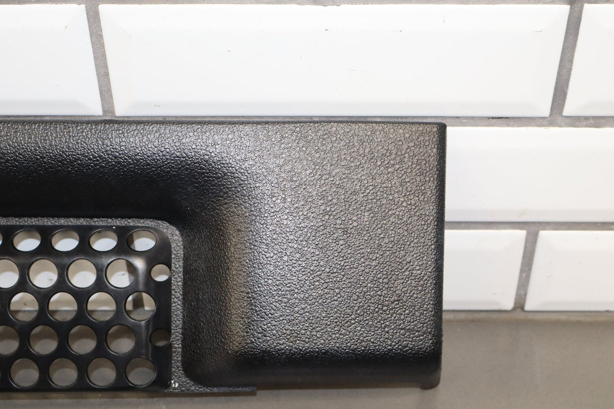 2003-2007 Hummer H2 Lower Grille 15078155