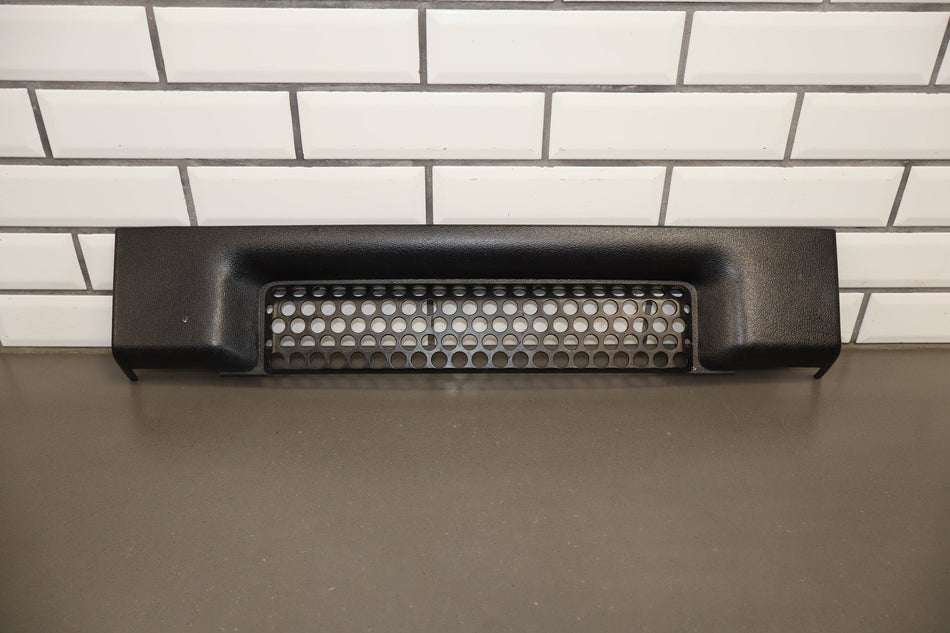 2003-2007 Hummer H2 Lower Grille 15078155