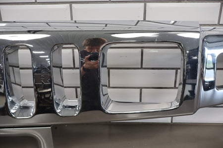 2003-2007 Hummer H2 Main Chrome Radiator Grille 15777617