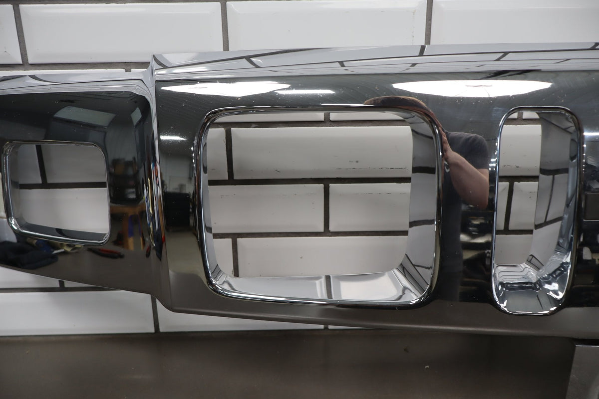 2003-2007 Hummer H2 Main Chrome Radiator Grille 15777617